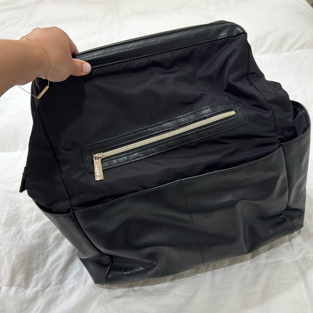 The Backpack Diaper Bag 
in Black